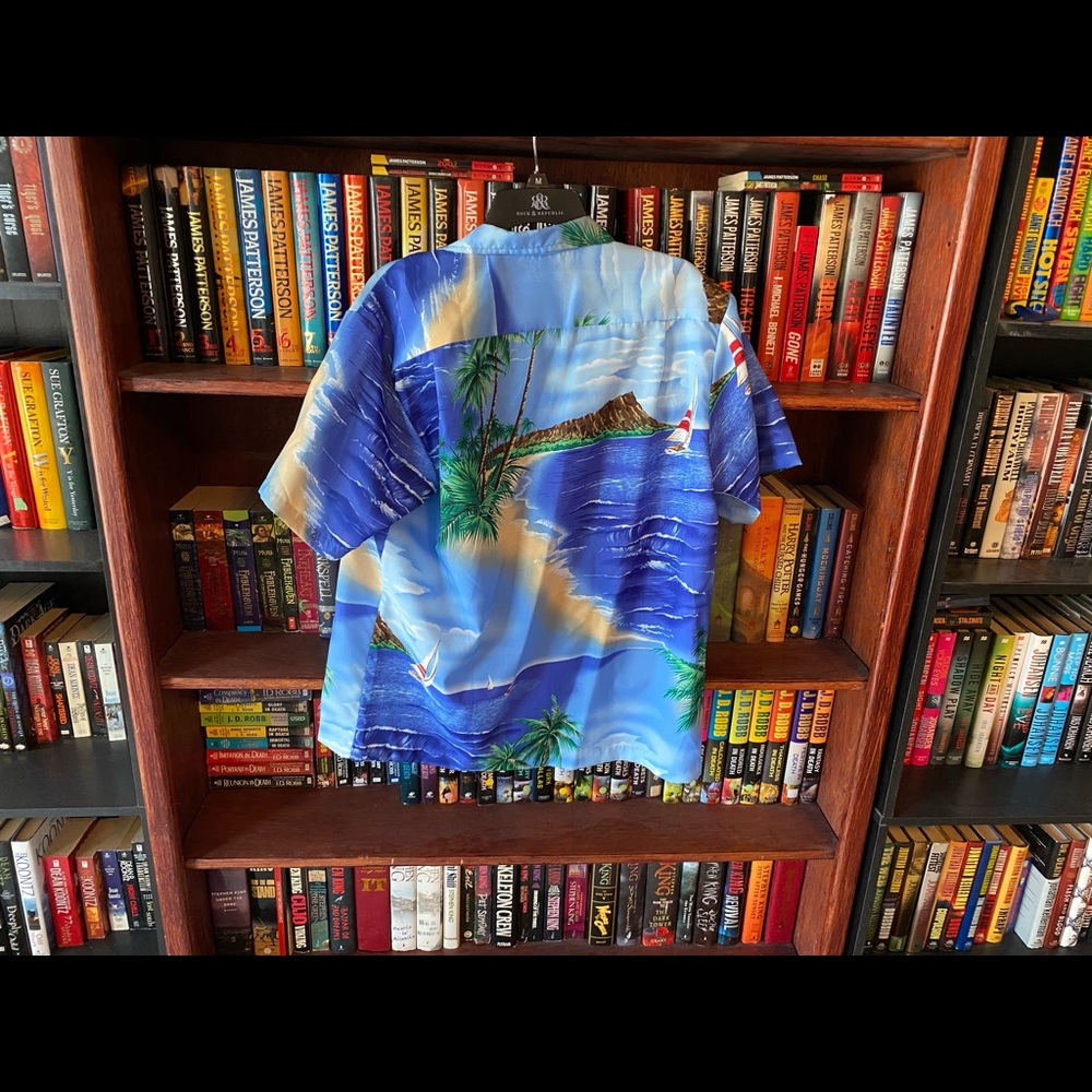 Shirt - Picture 3 of 3